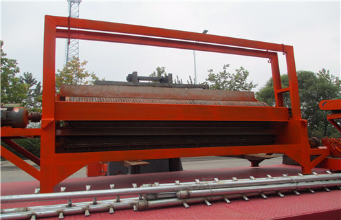 濕式磁選機，如何才能調整好濕式磁選機的磁係偏角？廠家_鐵礦磁選機在鐵粉選別中起什麽作用？磁場一般為多少_磁塊如何排列 