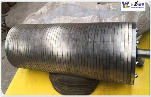 褐鐵礦強磁輥式磁選機，山東16000高斯褐鐵礦強磁磁選機_山東16000高斯褐鐵礦強磁磁選機報價及結構_91香蕉视频污在线磁電廠家